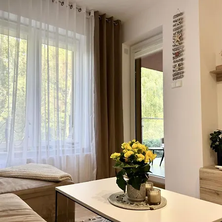 Klonowa 7 * Kołobrzeg